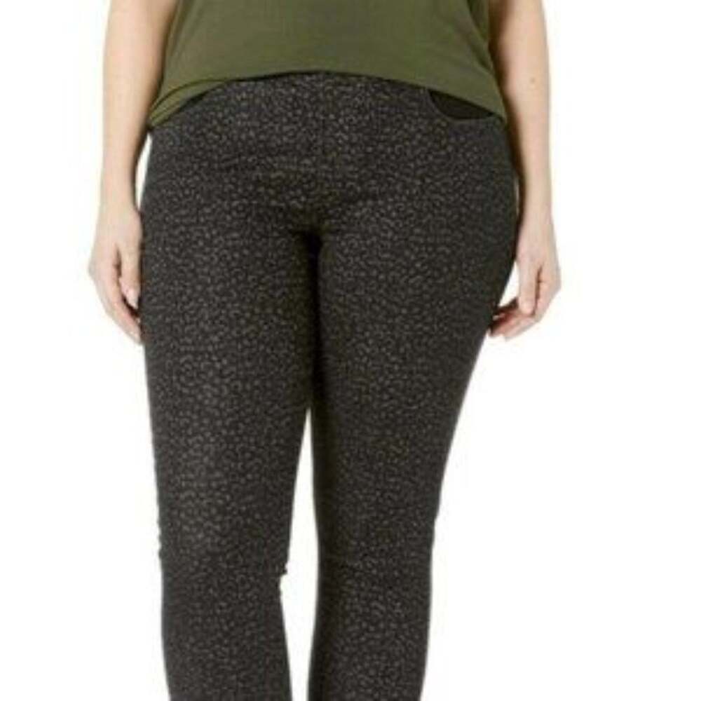 NWT LEVI'S Pull On Leggings Animal Print Size 18W